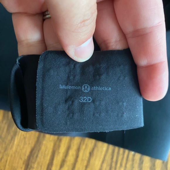 Lululemon Sports Bra in 32D - Picture 4 of 5